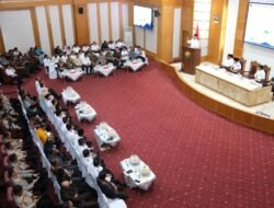 Menteri Nusron Ajak Kepala Daerah Se-Sulawesi Tenggara Ikut Berkolaborasi Atasi Tantangan dalam Wujudkan Administrasi Pertanahan Modern