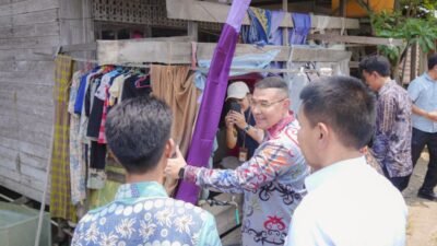 Wamen Ossy Serahkan Sertipikat bagi MBR di Kalsel, Dukung Penyediaan Rumah Layak Huni Lewat Legalitas Tanah