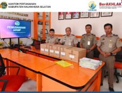 Tingkatkan Efisiensi dan Akuntabilitas, Kakantah Halmahera Selatan Pimpin Langsung Pemusnahan Arsip Inaktif